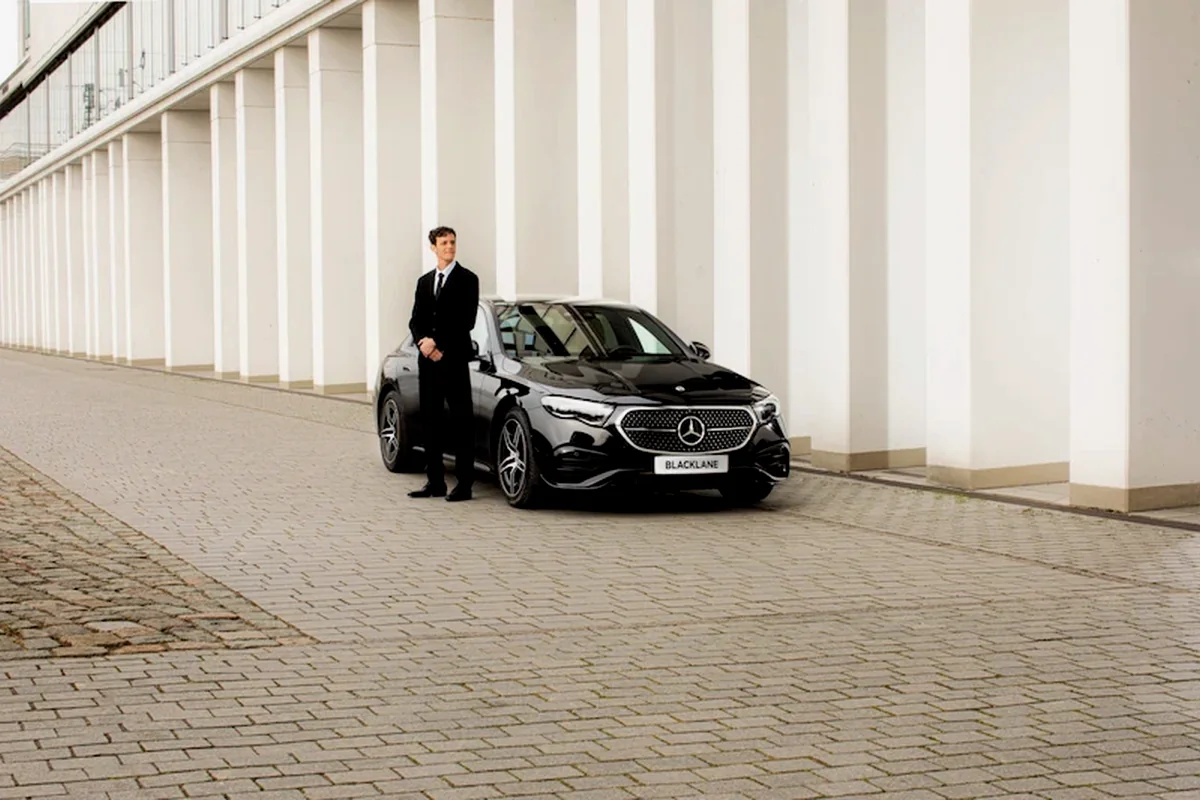 Executive sedan luxury black car service Atlanta - Cadillac CT6 or Lincoln Continental