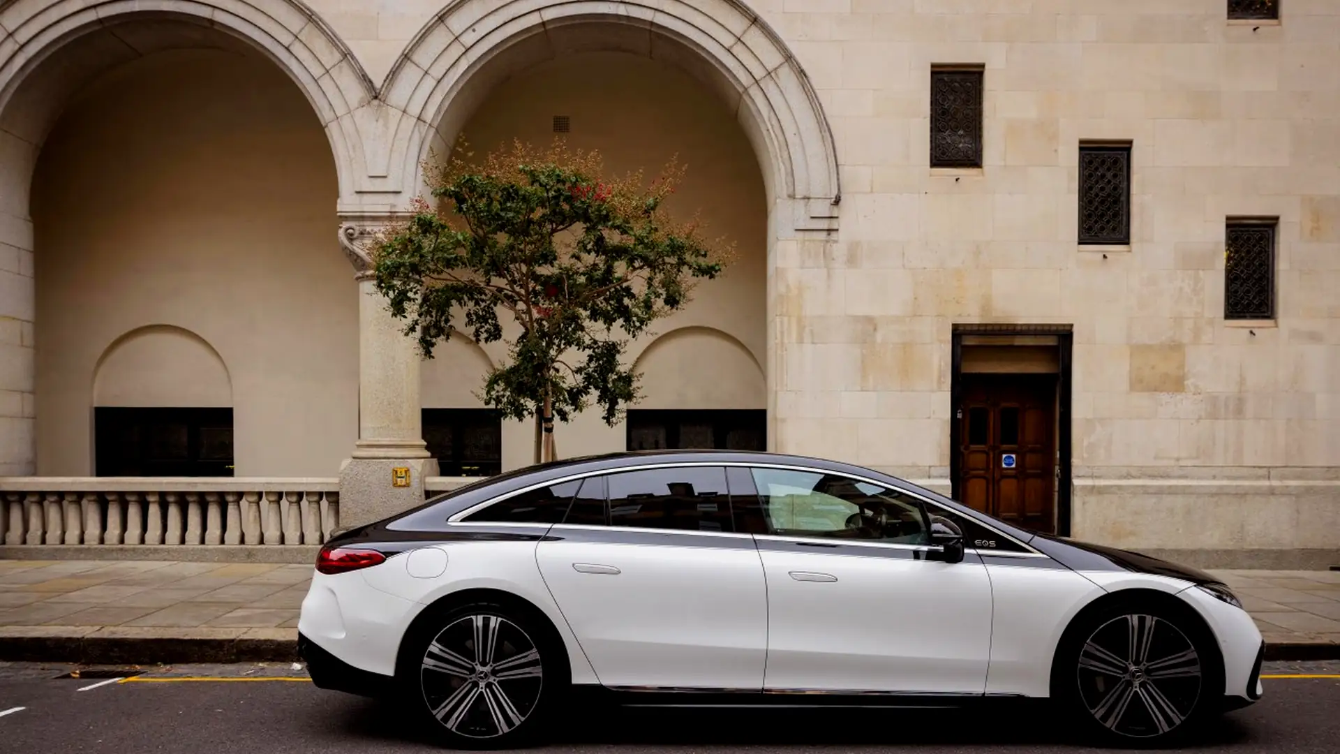 Event transportation coordination Atlanta - Sprinter vans and sedans at Georgia World Congress Center